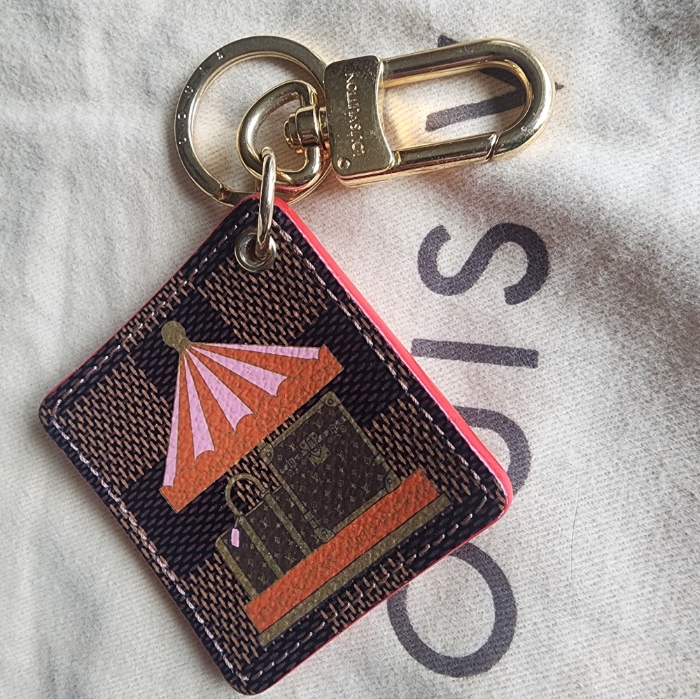 Louis Vuitton Brown and Gold Keychain